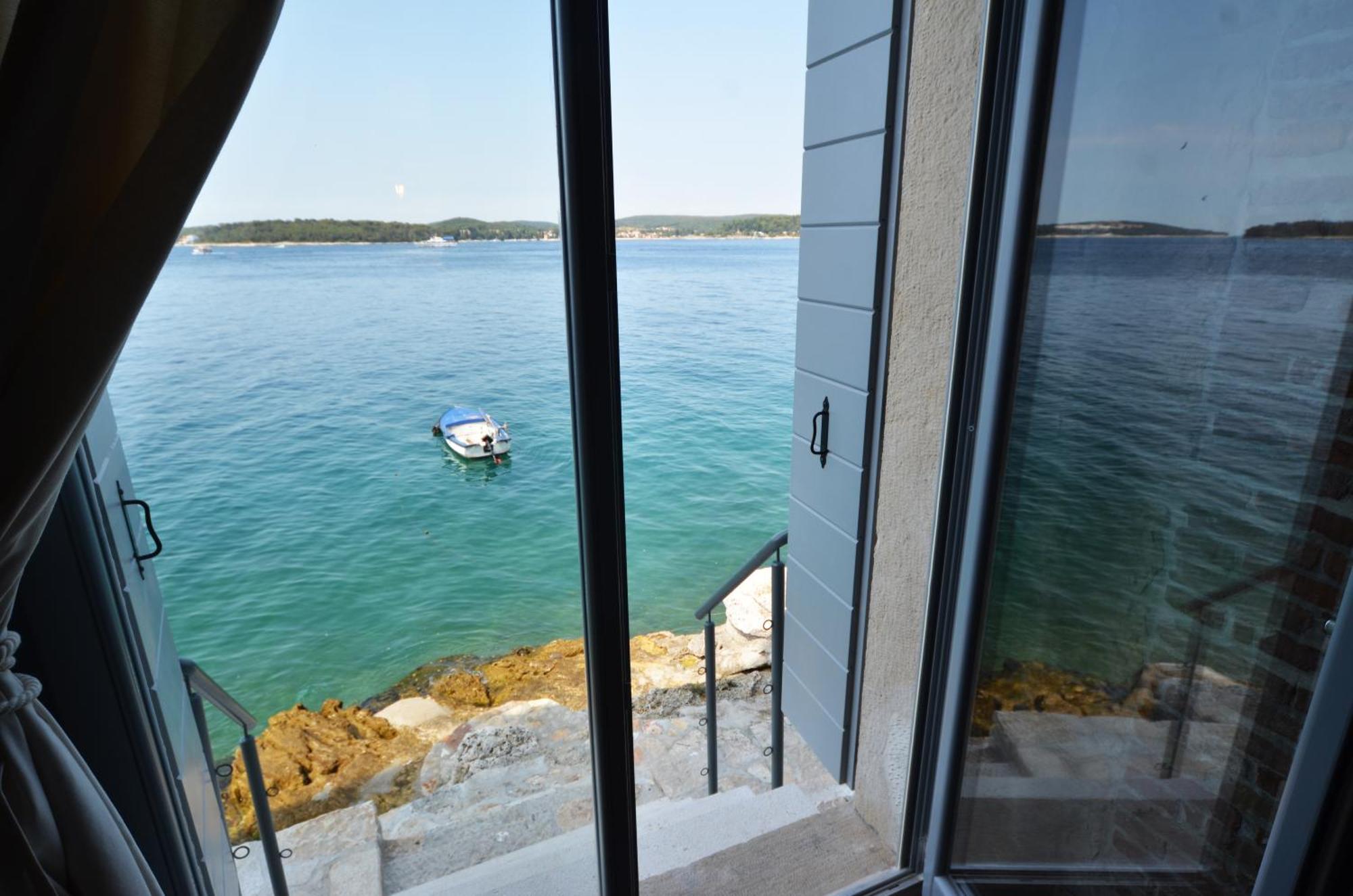 Arnolongo Sea View Apartment Rovinj Exterior photo
