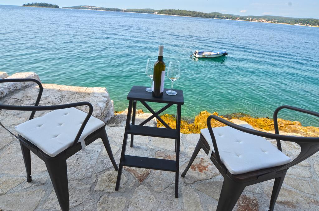 Arnolongo Sea View Apartment Rovinj Exterior photo