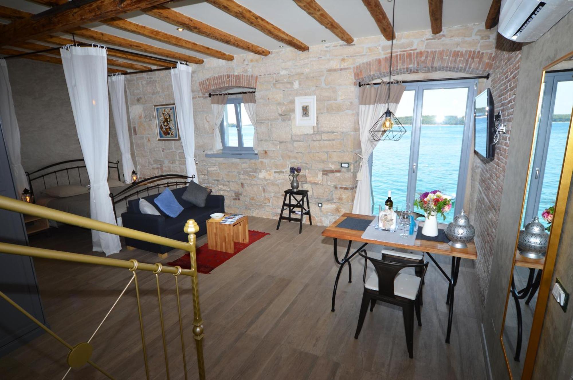 Arnolongo Sea View Apartment Rovinj Exterior photo
